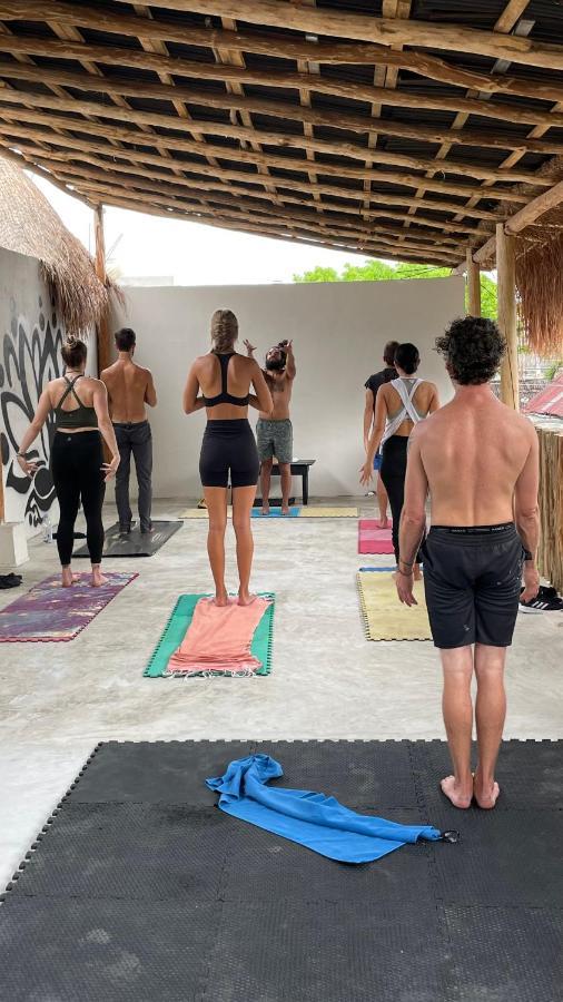 تولوم Weary Traveler Hostel المظهر الخارجي الصورة